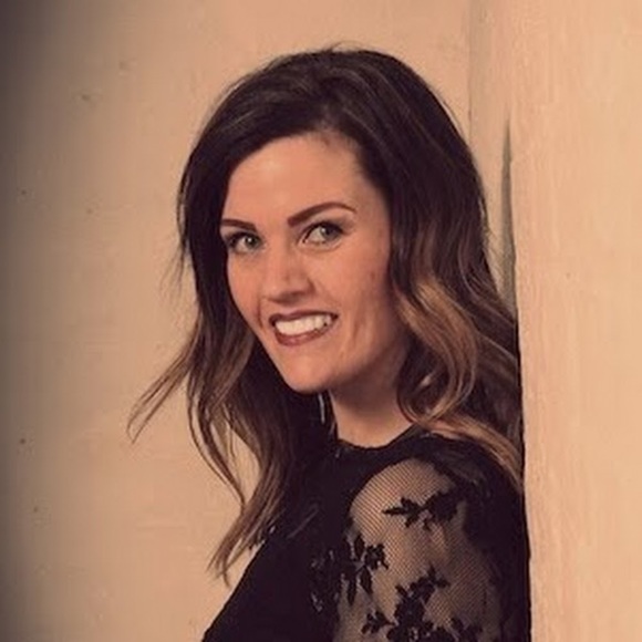 Meet your Posher, Audra - Picture 1 of 1